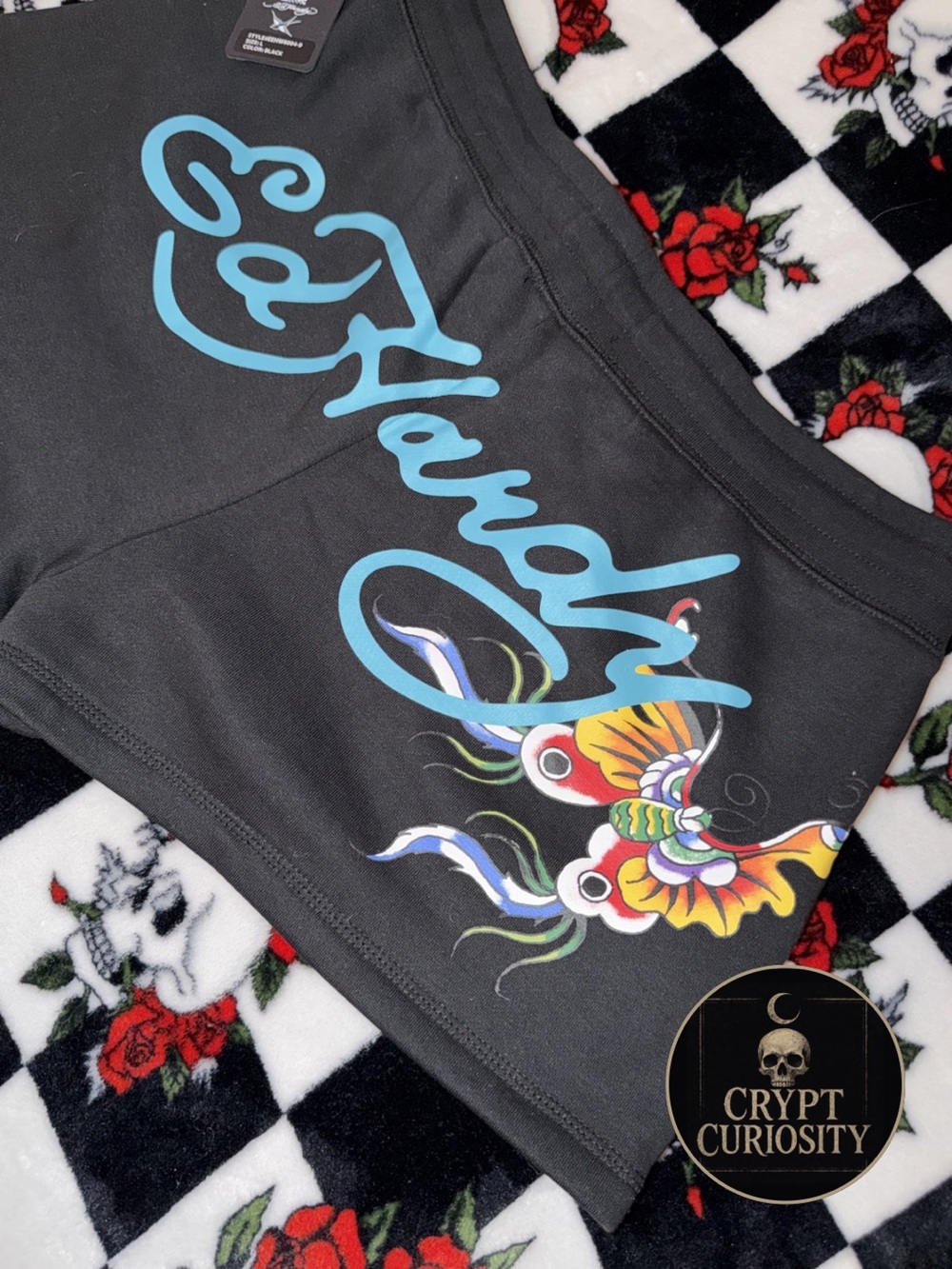 NWT Ed Hardy Black & Blue Butterfly & Rose Shorts – Size Large